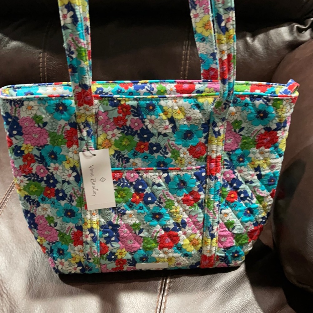 Vera Bradley small tote